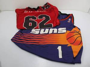 lot 215 image: 2 Sports Jerseys - Anfernee Hardaway XXL Suns - XL Bacardi Jersey