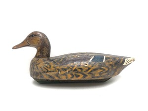 lot 355 image: Antique Carved Wood Hen Mallard Duck Decoy