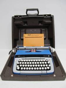 lot 274 image: Nice Vintage SMITH CORONA Galaxie Twelve Typewriter
