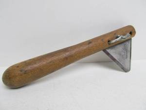 lot 227 image: Primitive Antique Wood Handle Double-Edge Cutting Tool
