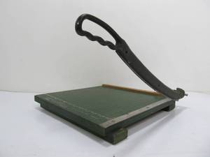 lot 246 image: Old Vintage Premier Brand Industrial Paper Cutter