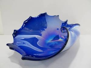 lot 299 image: Large Murano Style Art Glass Ocean Blue CONCH SHELL Sculpture 16
