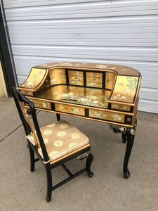 lot 40 image: Beautiful Oriental Style Hand Painted Gold Leaf Desk w Matching Chair