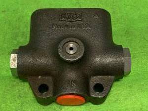 lot 78 image: Cross Control Valve