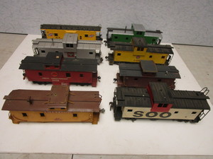 lot 211 image: VINTAGE O GAUGE CABOOSES, SOME SCRATCH-BUILT, NORTHWESTERN, BURLINGTON, GREAT WESTERN, MORE