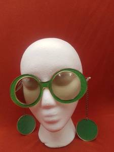 lot 393 image: Rare Vintage 1960s ModOp Art Sunglasses with Earring Attached (Valued $150)