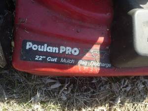 lot 1 image: Poulan Pro Lawn Mower Self Propelled