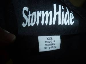 lot 126 image: Storm Hide Bibs & Coverall