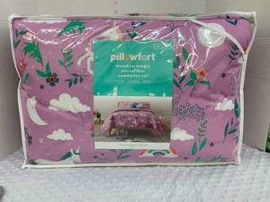 Pillowfort Meadow Magic Microfiber Comforter Set FullQueen NEW