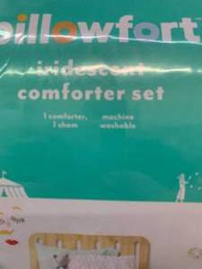 Pillowfort Iridescent Comforter Set Twin NEW