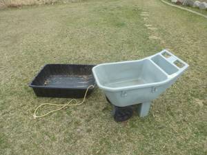 lot 56 image: Ames Feed Cart & Sled