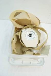 lot 16 image: Velcro