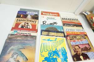 lot 51 image: Records