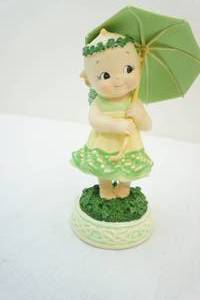 lot 58 image: Irish figure