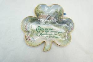 lot 59 image: Shamrock plate