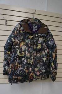 lot 86 image: Hooded coat