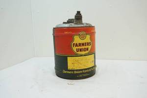 lot 127 image: Vintage can