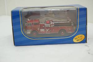 lot 180 image: 1960 replica firetruck