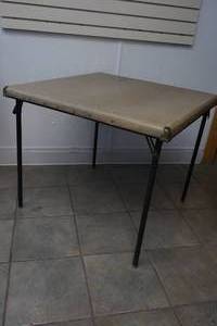 lot 187 image: Vintage Card table