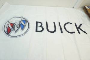 lot 190 image: Buick flag
