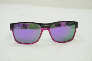 lot 203 image: Oakley sunglasses