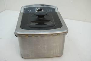 lot 207 image: Fabreware deep fryer