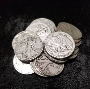 ROLL OF 20 CIRCULATED 90% SILVER WALKING LIBERTY HALF DOLLARS