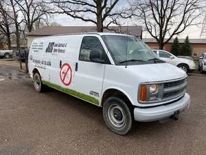 2002 Chevrolet 3500 Extended Cargo Van Sprayer Van