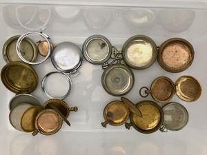 lot 32 image: Vintage -  Pocket Watch Cases