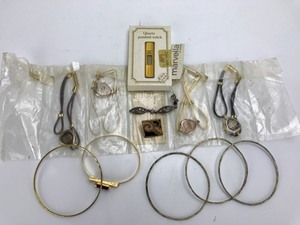 lot 43 image: Vintage - Mixed Jewelry