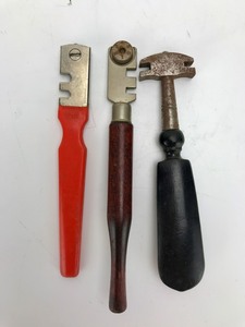 lot 67 image: Vintage - Clock Tools