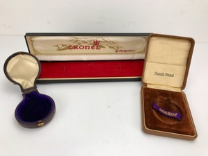 lot 74 image: Vintage - Jewelry  Watch Cases