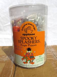 lot 2 image: Container of Spooky Splashers Finger Puppets