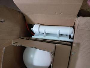 lot 60 image: Under Sink Reverse Osmosis Water Filtration System by GE- open box not used