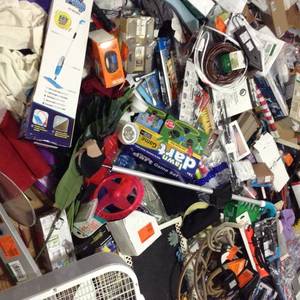 lot 9 image: Mixed lot of miscellaneous items