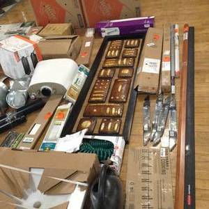 lot 20 image: Mixed lot of miscellaneous items - mixed conditions