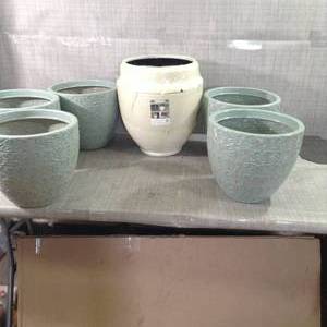 lot 40 image: 14 in. x 15 in. Antique White Resin Composite Planter & Fairfield 12 in. W x 10.4 in. H Jadeite Patina Resin Decorative Planter- slightly damaged
