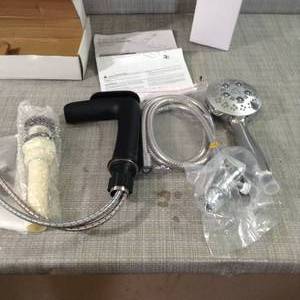 lot 49 image: 5-Spray 4.5 in. Single Wall Mount Handheld Adjustable Shower Head in Polished Chrome by Speakman- open box not used