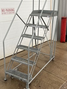 Cotterman M715 Commercial Warehouse Steps