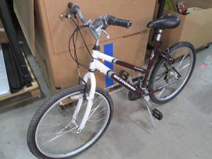 Schwinn Frontier Womens 26 7-Speed...