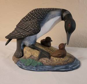 lot 102 image: Decorative Bird Figurines