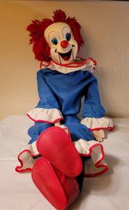 lot 109 image: Clown Fun  Including Larry Harmon clown