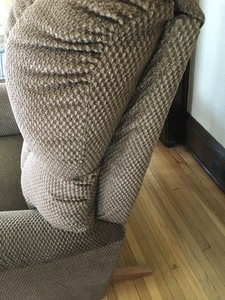 lot 28 image: Lazy Boy Recliner