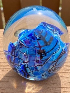 lot 11 image: Gorgeous Signed Art Glass Paperweight