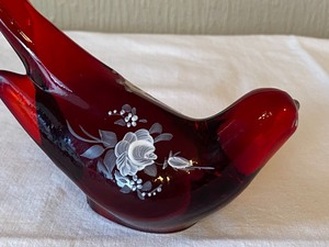 lot 59 image: Fenton Glassware- Bird of Happiness Figurine