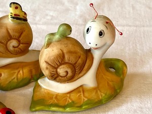 lot 61 image: Vintage Porcelain Snail Figurines- CUTE