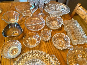 lot 63 image: Vintage Cut and Pressed Glass Items