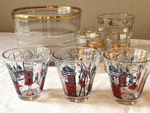 lot 71 image: Vintage Barware