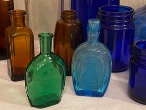 lot 88 image: Vintage Colored Bottles