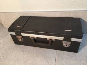 lot 153 image: Vintage 8 Track Case Full of 8 Tracks